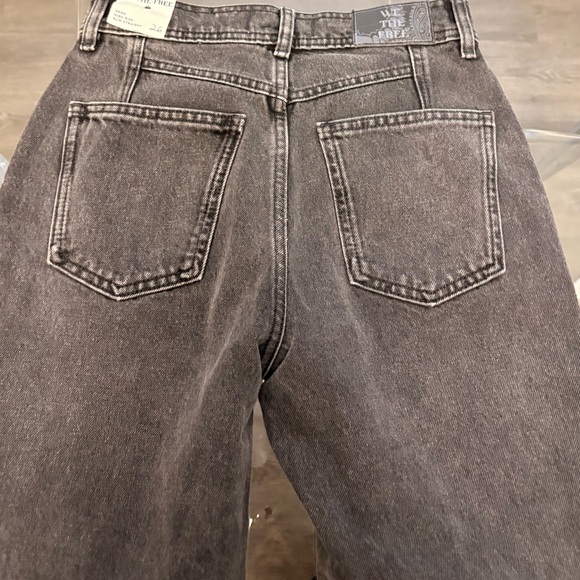 We The Free Black Straight Leg Jeans - Picture 5 of 6
